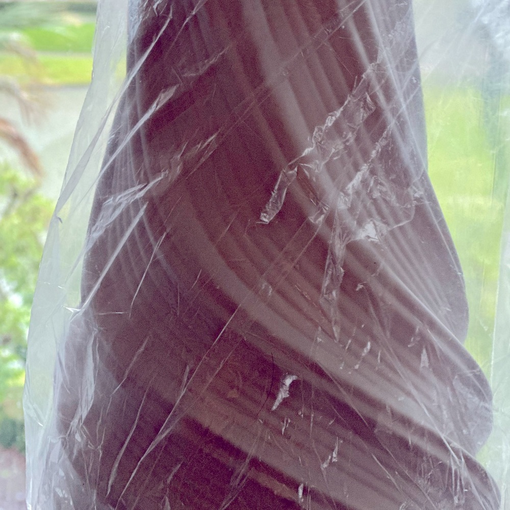 Sandro textured vase - Picture 8 of 10